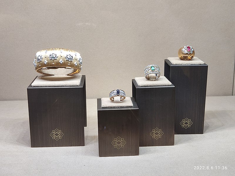 Buccellati